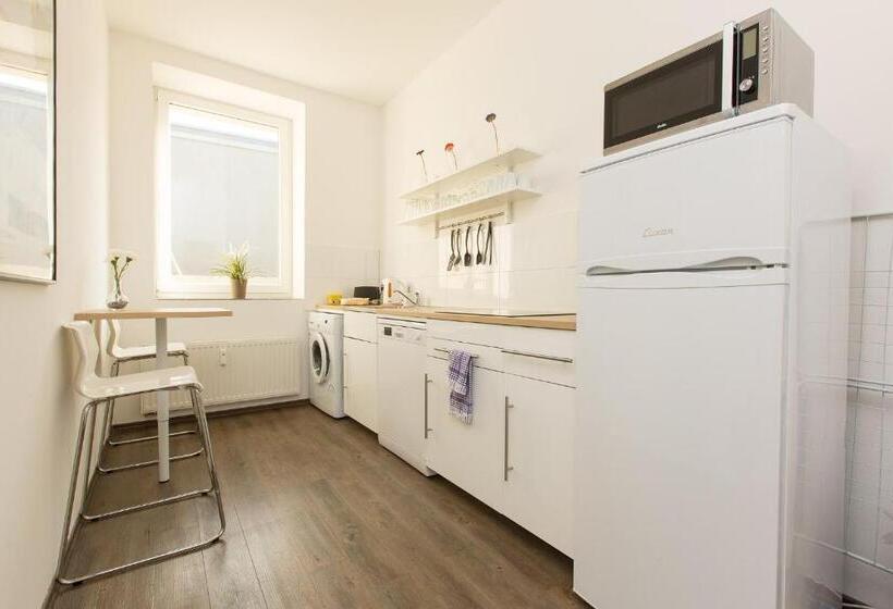 Апартаменты 1 Спальня, T3 Hotel Cityloft