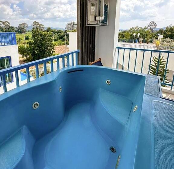 Номер Deluxe, Costa Beach Residence & Jacuzzi