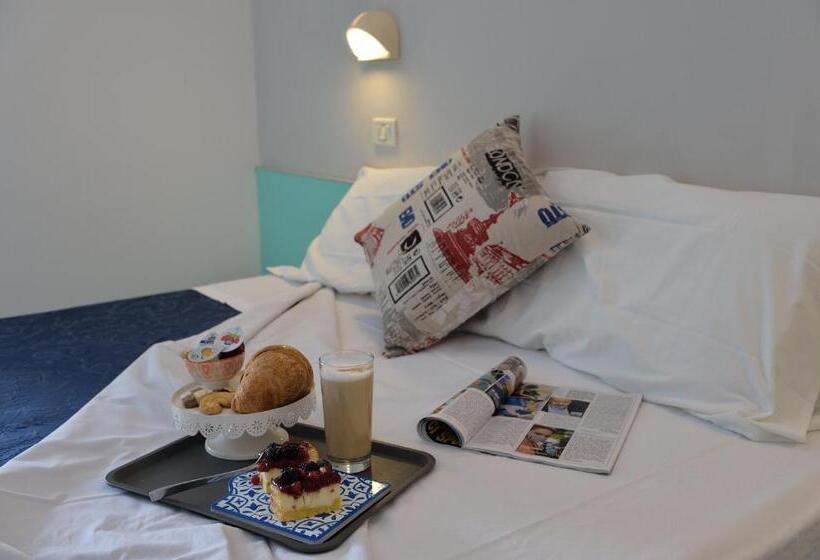 Camera Standard, B&b Hotel Oltremar