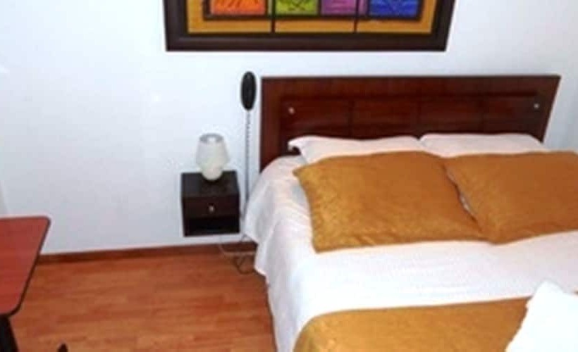 Номер Стандарт, Expo Inn Embajada
