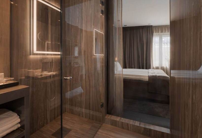 Номер Deluxe, The Lamp Hotel & Spa