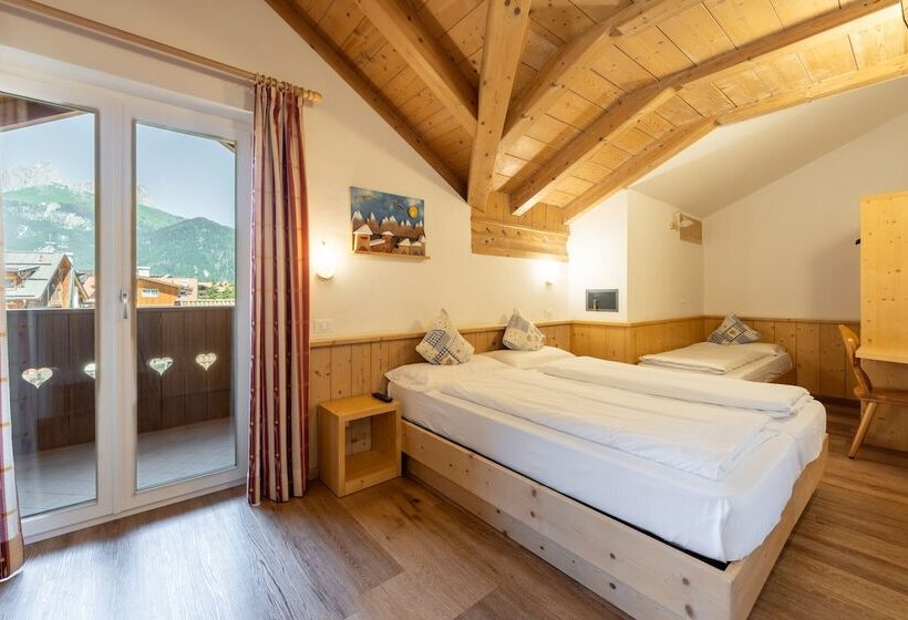 Номер Стандарт Вид на Горы, Villa Adria B&b