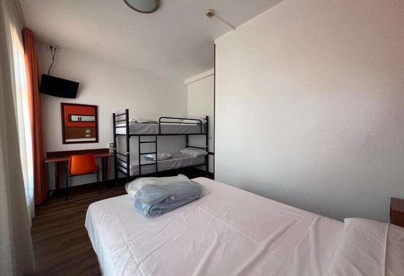 חדר משפחתי, Loop Inn Hostel Santiago De Compostela