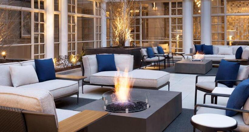 스탠다드 룸 킹사이즈 침대, Fairmont Washington Dc Gold Experience