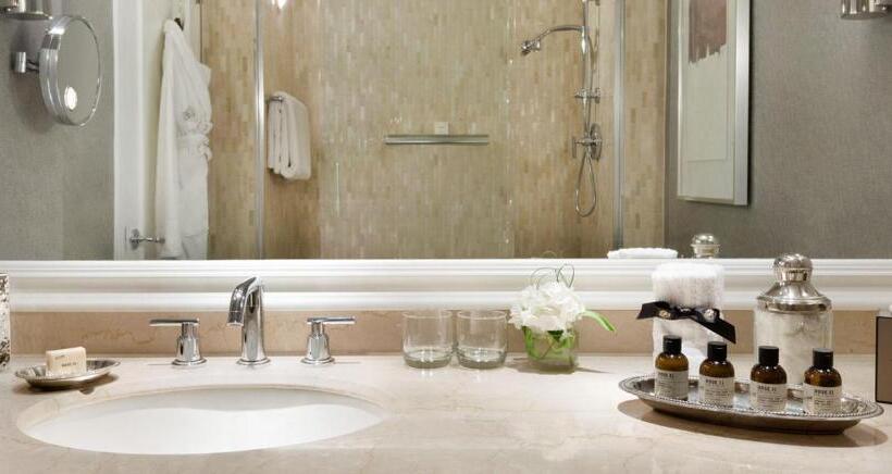 스탠다드 룸 킹사이즈 침대, Fairmont Washington Dc Gold Experience