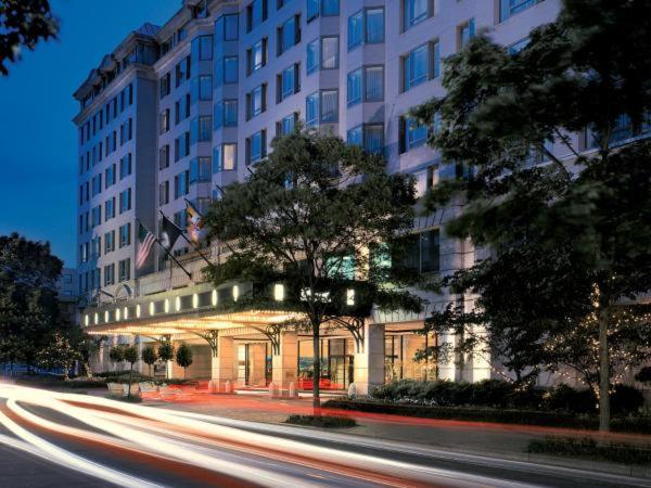 스탠다드 룸 킹사이즈 침대, Fairmont Washington Dc Gold Experience