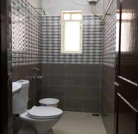 Quarto Deluxe Cama King, Kiruba Castle