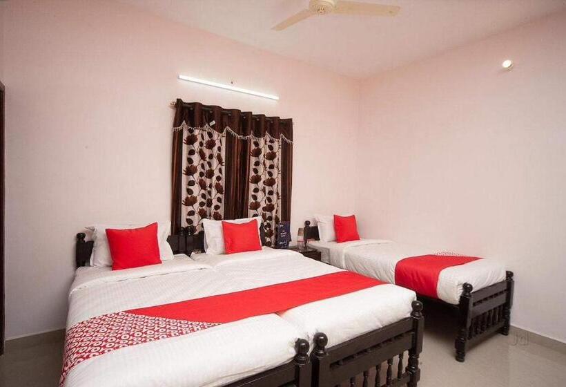 Quarto Deluxe Cama King, Kiruba Castle