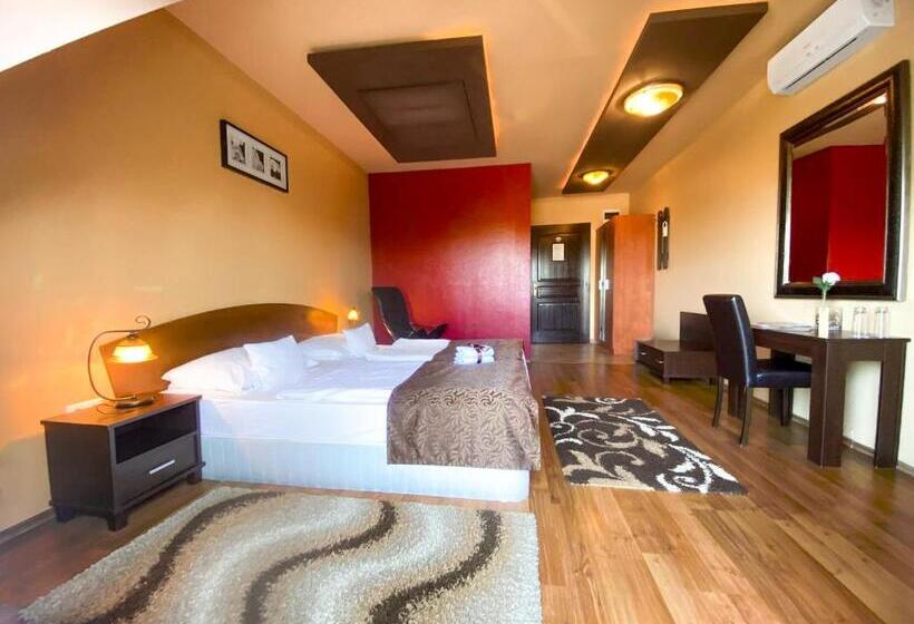 Номер Deluxe с Балконом, Bajor Panzió Bük Bükfürdő, Adults Friendly 12 Plus