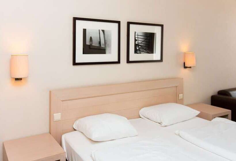 Полулюкс, Aazaert By Wp Hotels