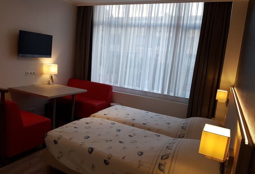Семейный Номер, Bor Scheveningen
