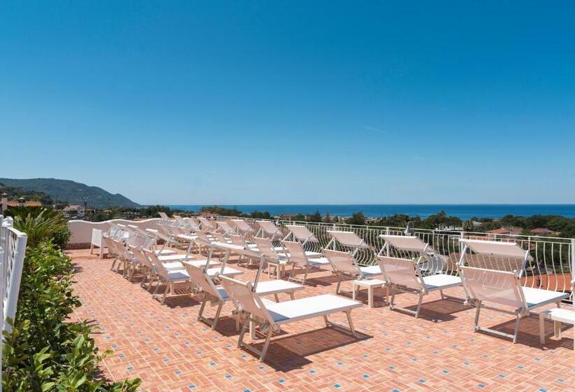 Номер Стандарт Трехместный, Ristorante Colleverde