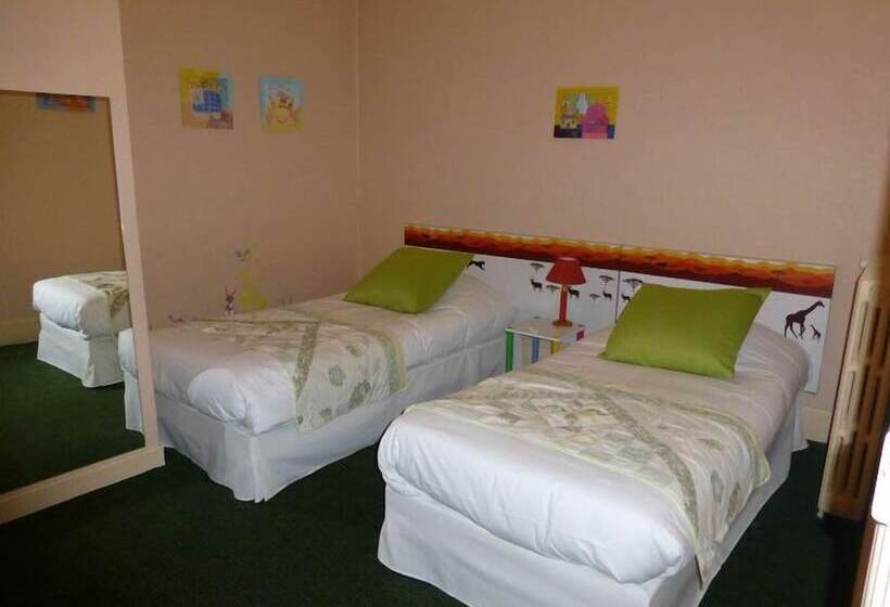Quarto Triplo Estandar, Trianon