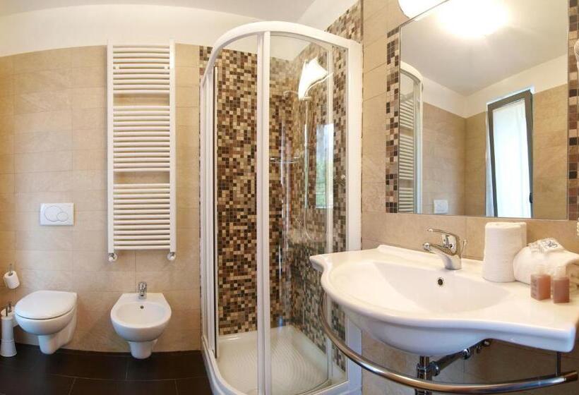 اتاق استاندارد با بالکن, Villa Rosa