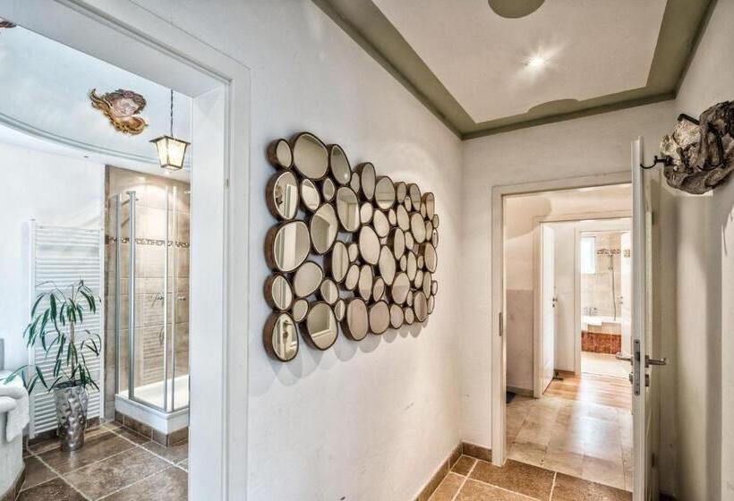 اتاق لوکس با بالکن, Zur Schönen Aussicht Hotel Garni