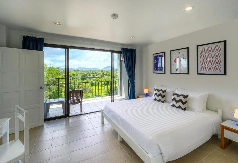스위트 킹사이즈 침대, Maikhao Hotel, Phuket