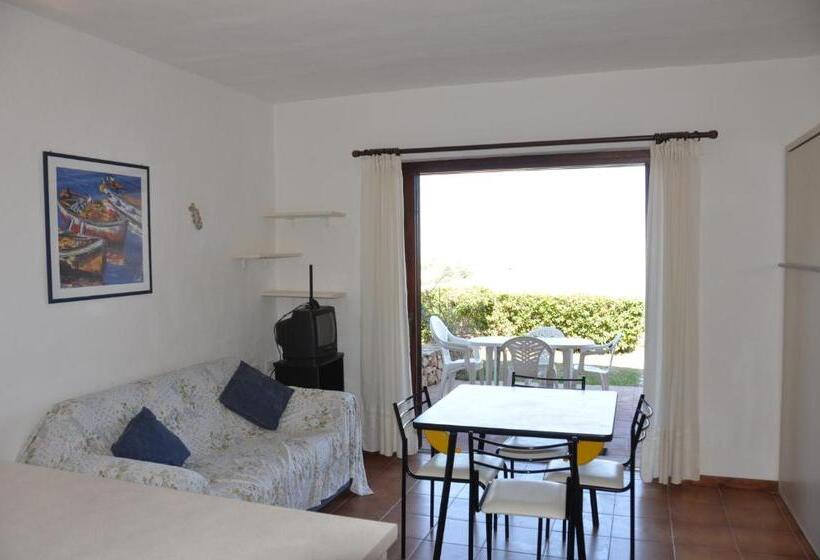 Апартаменты 1 Спальня Вид на Море, Villaggio Est A Capo Coda Cavallo San Teodoro