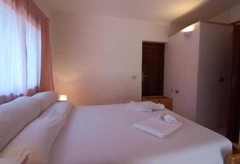Апартаменты 3 Спальни, Villaggio Est A Capo Coda Cavallo San Teodoro
