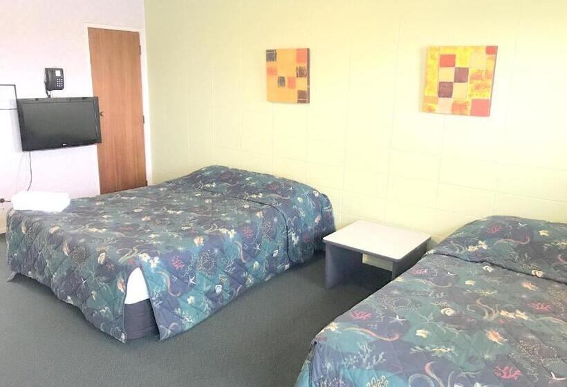 Студия Классика, Greenview Motel