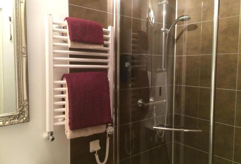 스탠다드 룸, Annas Hotell