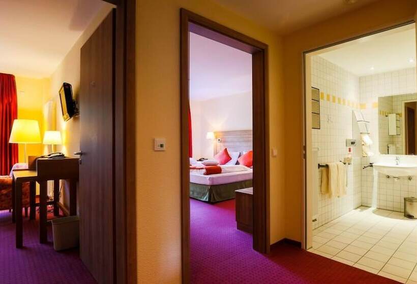 Семейный Номер Superior, Nashira Kurpark Hotel  100 Prozent Barrierefrei