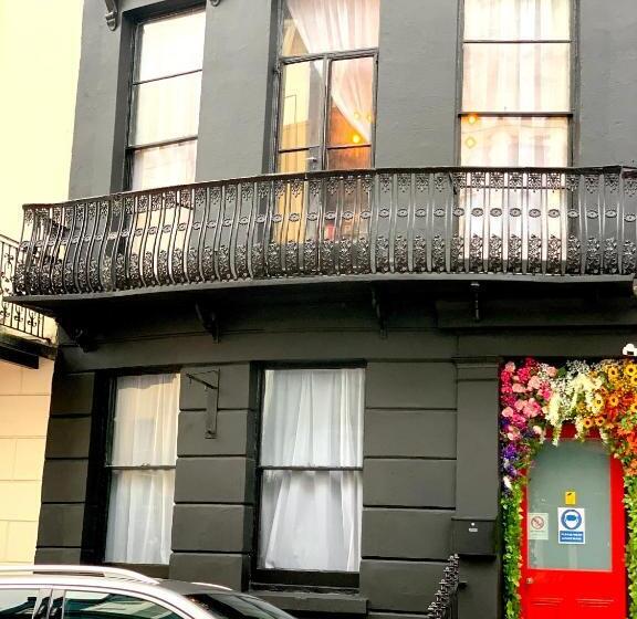 Люкс Deluxe Вид на Море, Brighton Black Hotel & Hot Tubs