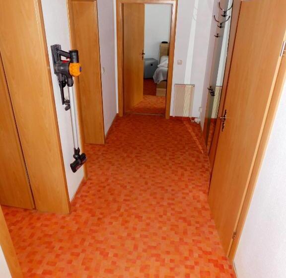 Апартаменты 3 Спальни, Waldhotel Rennsteighöhe