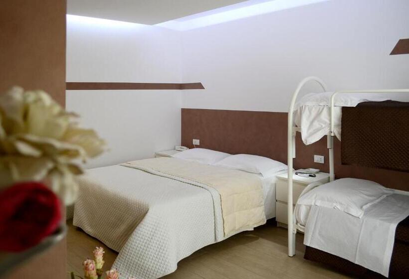 标准三人间, B&b Dimora Silvestri