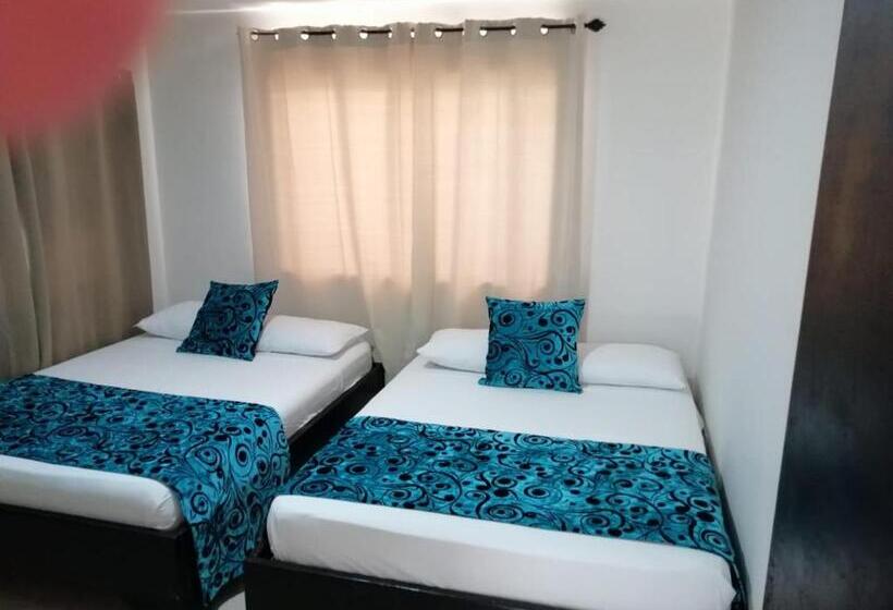 家庭间, Caribbean Island Hotel Piso 2