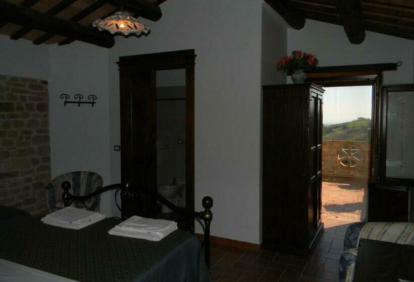 Номер Стандарт Трехместный, Azienda Agrituristica Colle San Giorgio