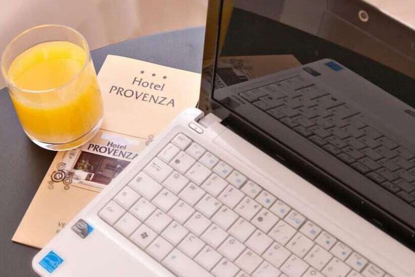 اتاق استاندارد چهار تخته, Provenza