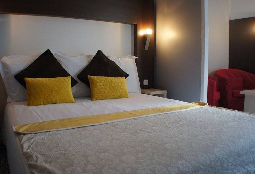 Номер Стандарт, The Originals City, Hôtel La Siesta, Annonay Est