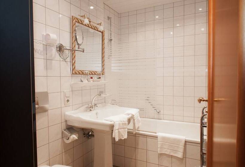 Номер Deluxe Вид на Сад, Parkhotel Bad Faulenbach