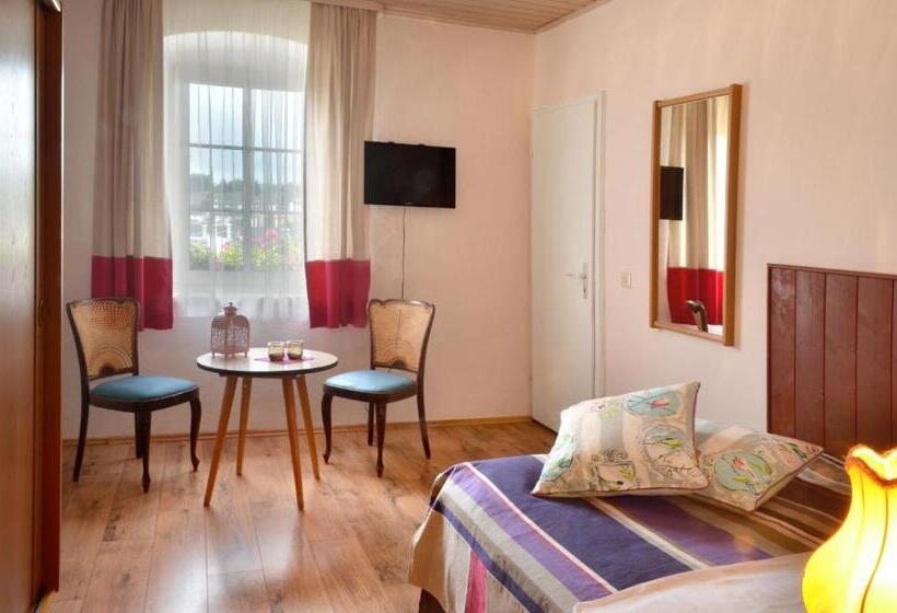 Номер Стандарт Индивидуальный, Gasthof Deutscher Adler Und Hotel Puchtler