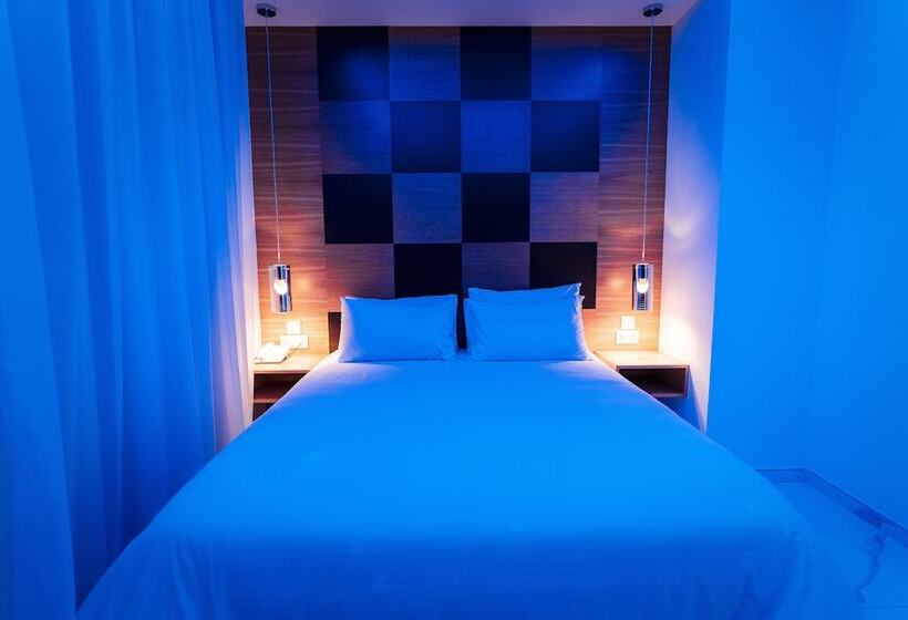 سوییت اجرایی, Vrachia Beach Hotel & Suites   Adults Only