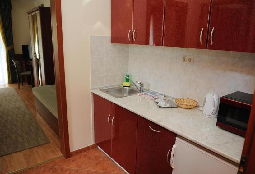 Apartamento 2 Dormitórios, Apartman Bella