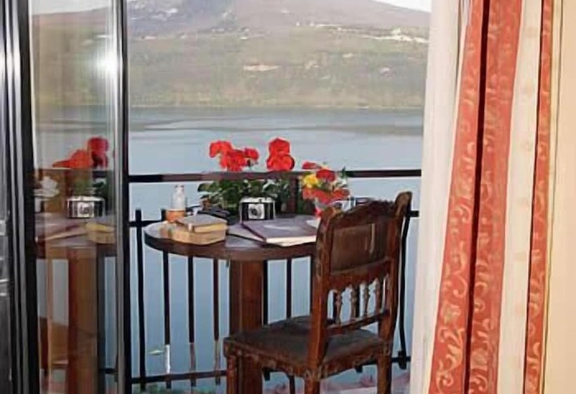 标准间带双人床, Castel Gandolfo