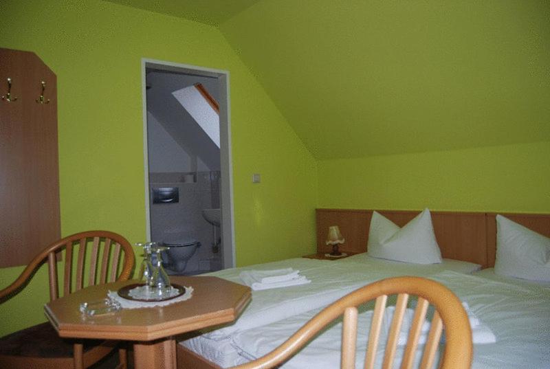 Номер Стандарт, Haus Waldesruh