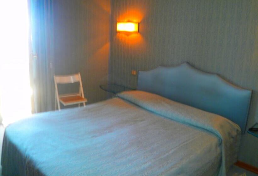 اتاق استاندارد, Sempione Boutique