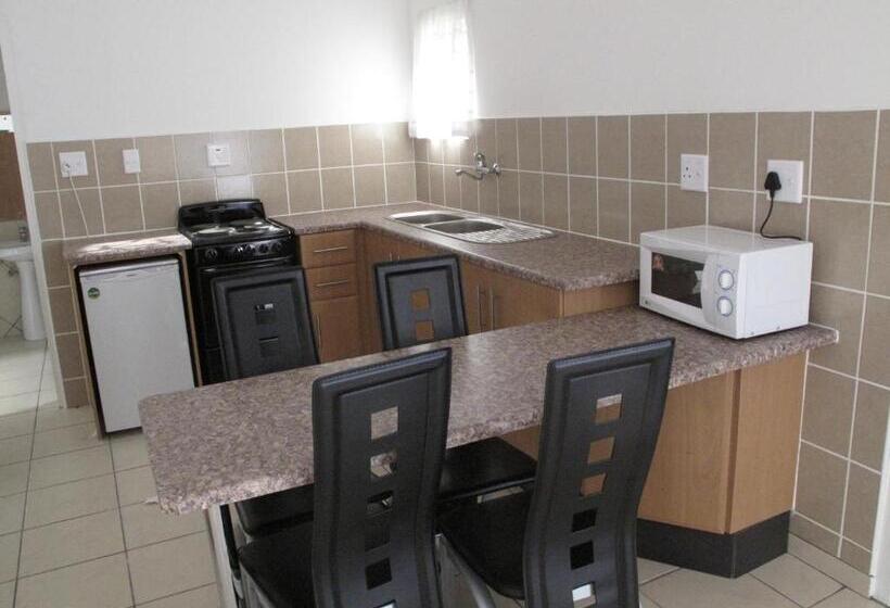 דירת שני חדרים, The Crescent Guesthouses  Bnb/self Catering