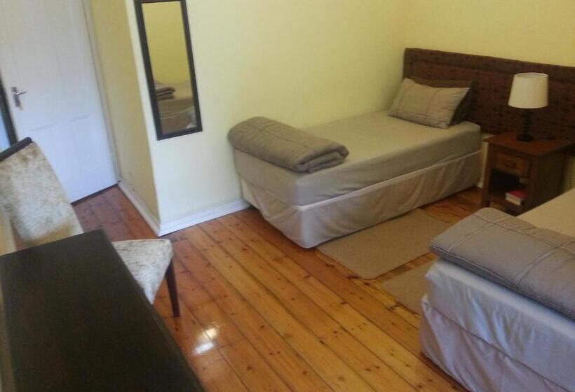 חדר דלוקס, The Crescent Guesthouses  Bnb/self Catering