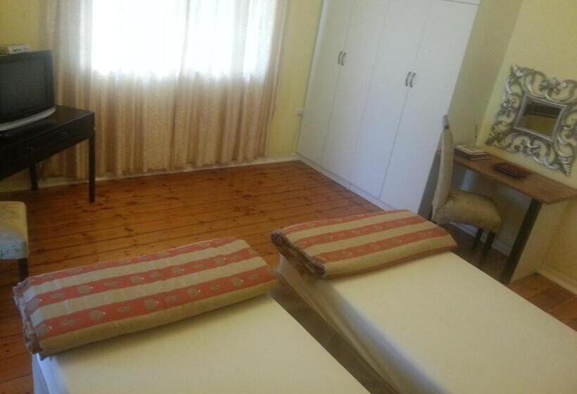חדר דלוקס, The Crescent Guesthouses  Bnb/self Catering