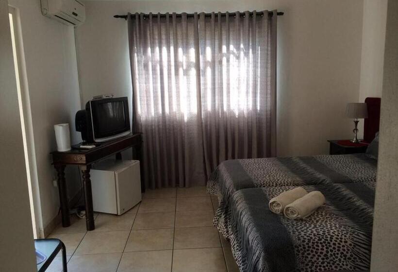 חדר סופריור, The Crescent Guesthouses  Bnb/self Catering