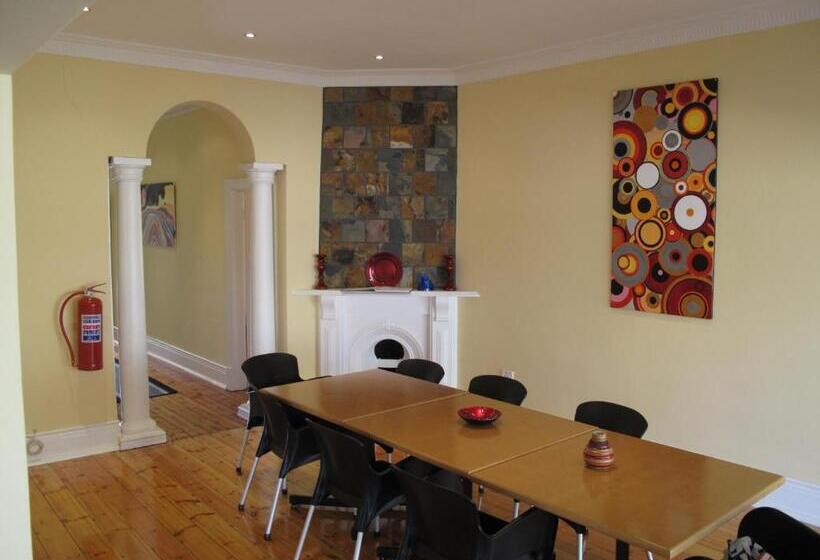 חדר דלוקס, The Crescent Guesthouses  Bnb/self Catering