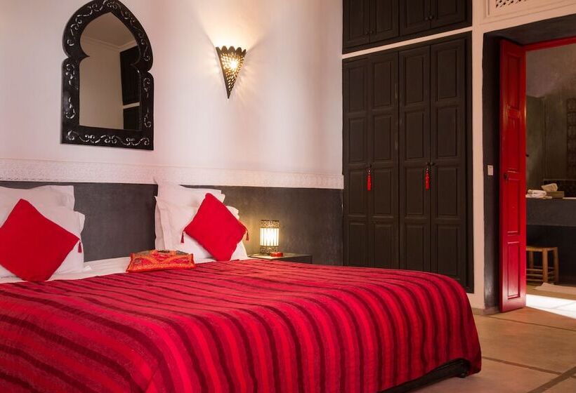 سوییت, Riad Alegria