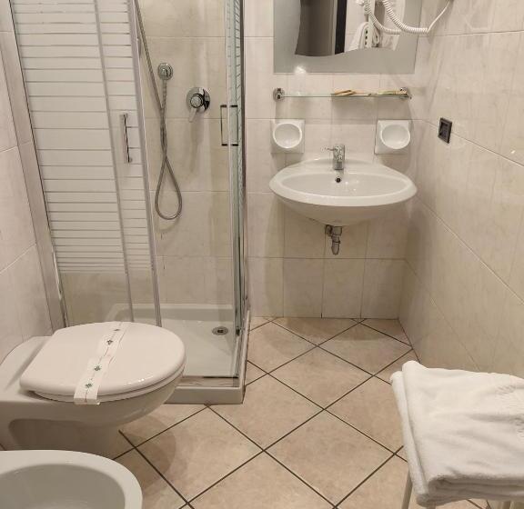اتاق استاندارد, Albergo Al Cacciatore