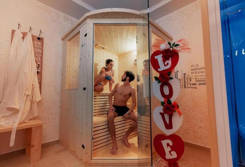 Люкс, Aurora Wellness & Spa