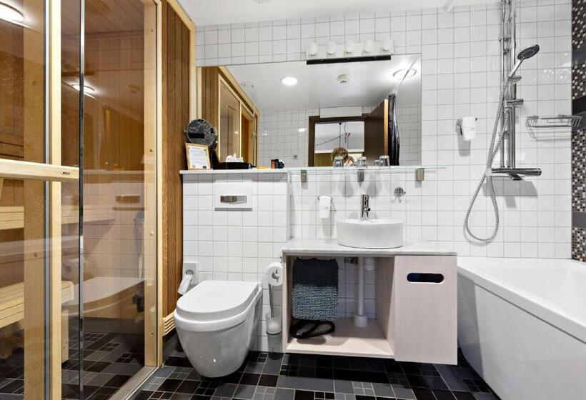 Люкс Deluxe Кровать Кинг, Best Western Hotel Akersberga