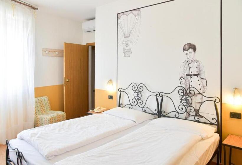 اتاق استاندارد, Epoche Hotel Zanella 1889
