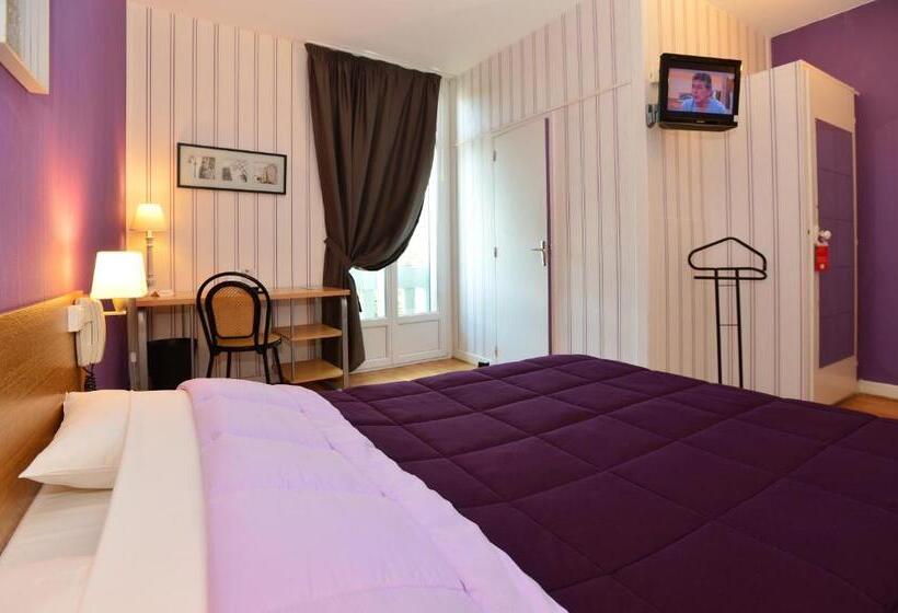 Номер Стандарт, Hôtel La Croix Blanche